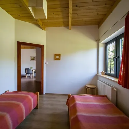 Lägenhet Dwor Pod Bukiem *