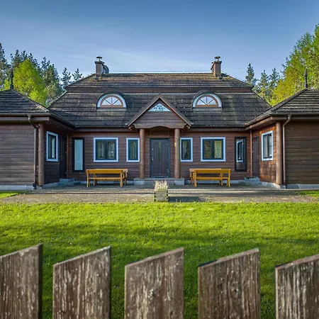 Lägenhet Dwor Pod Bukiem Wiezyca